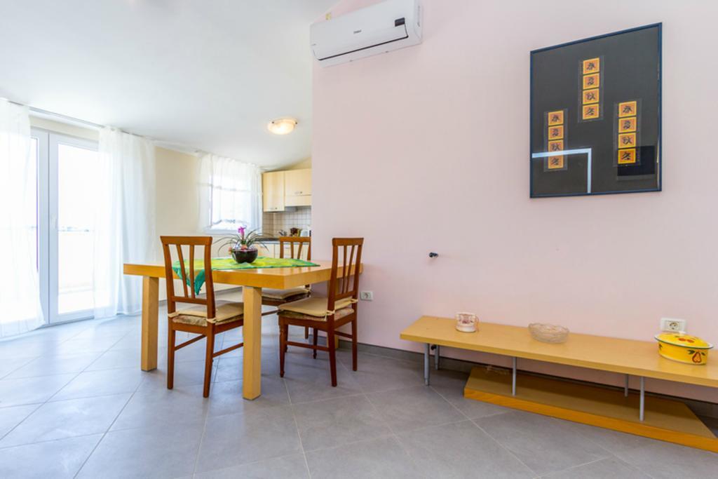 Apartment Mirjana PUY Quarto foto