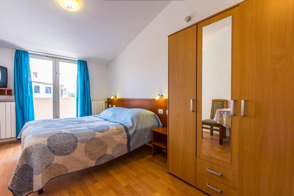 Apartment Mirjana PUY Quarto foto